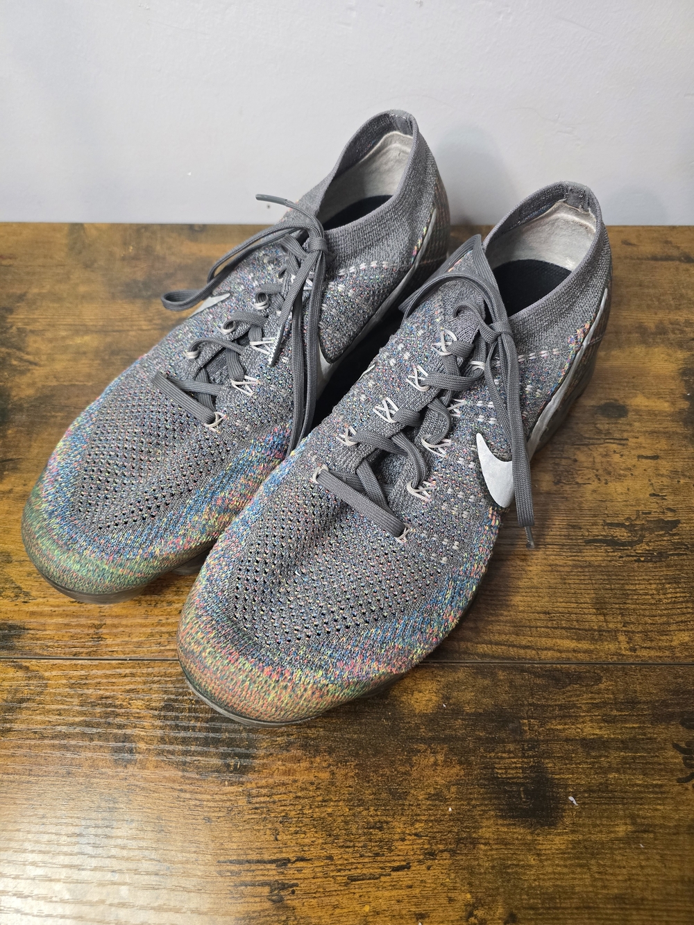 Nike Air VaporMax Flyknit 'Multicolor' Men’s Size 11 – Style 849558-019